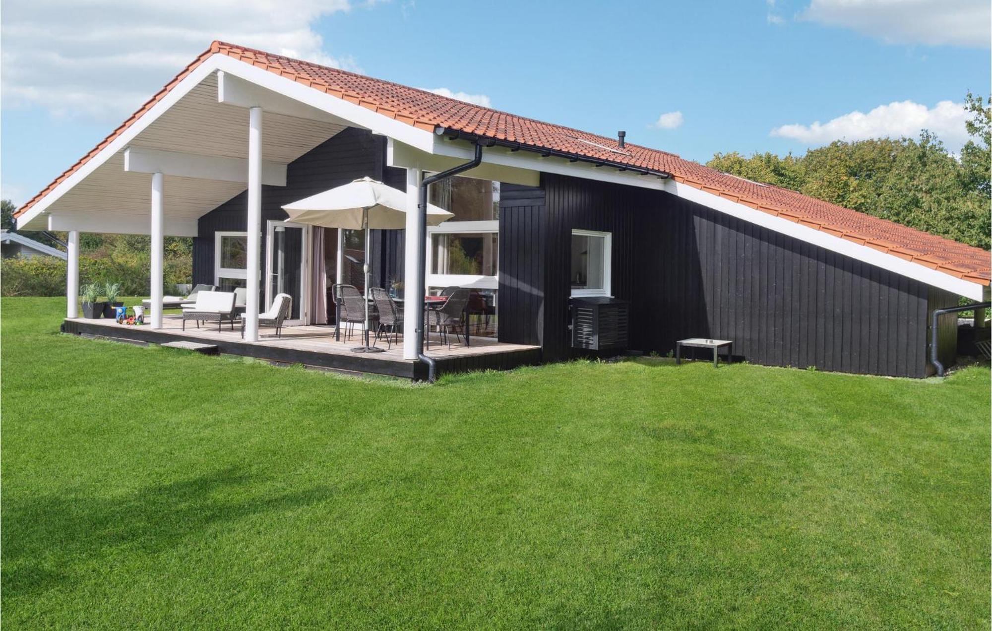 Amazing Home In Askeby With Sauna Exterior foto